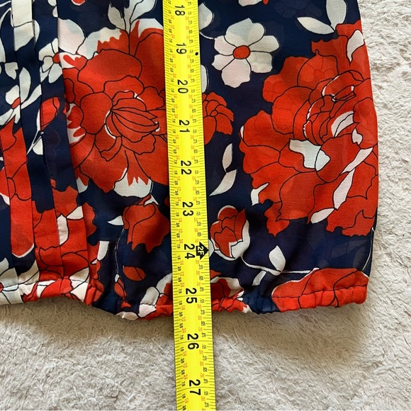 Banana Republic V Neck Floral Blouse Women’s Size S - Picture 4 of 5